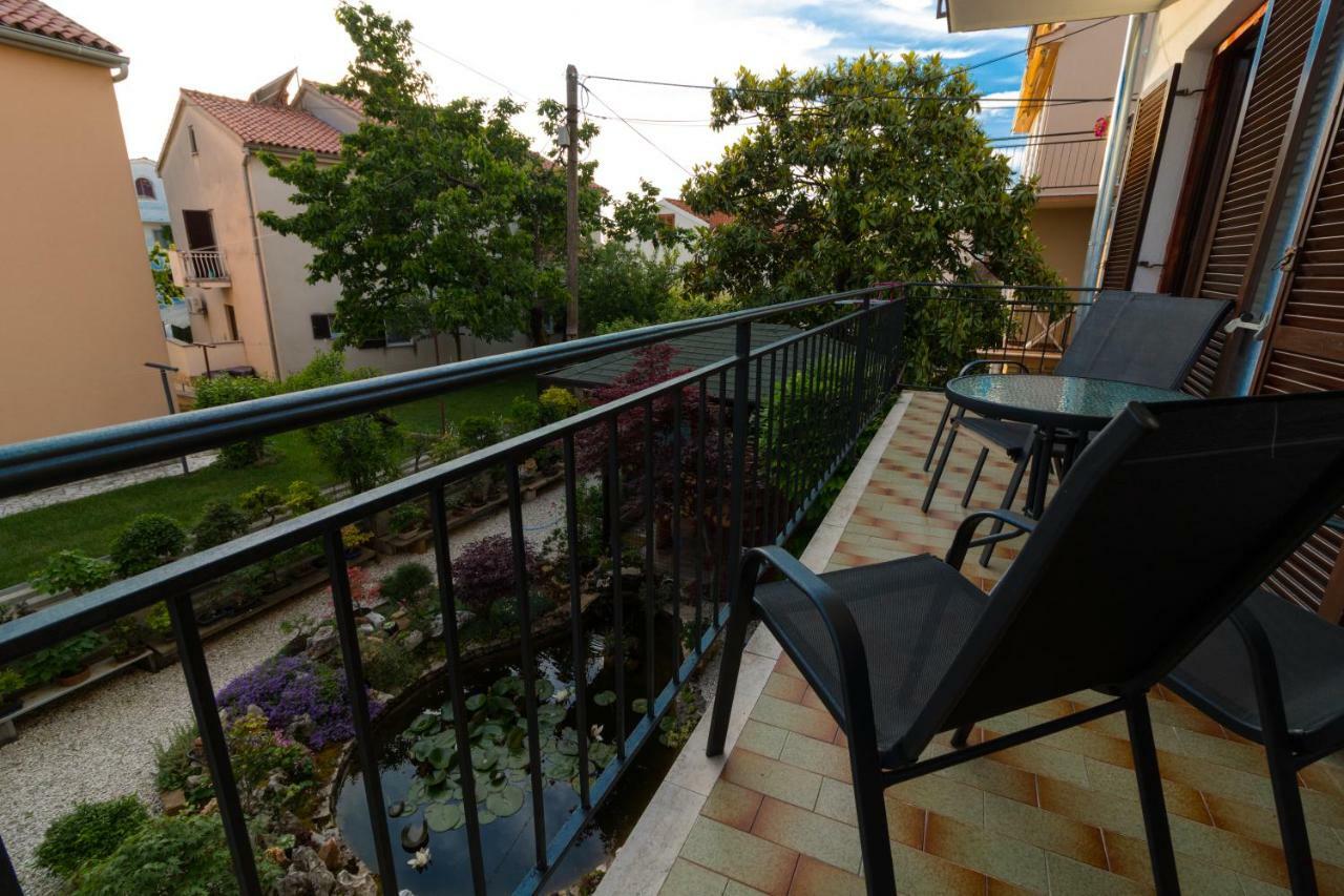 Apartment Beautiful Garden By Rent Istria Poreč Kültér fotó